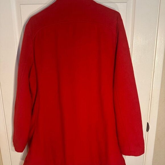 Pendleton XL Women’s Wool Cherry Red Pea Coat Vintage - Picture 2 of 10